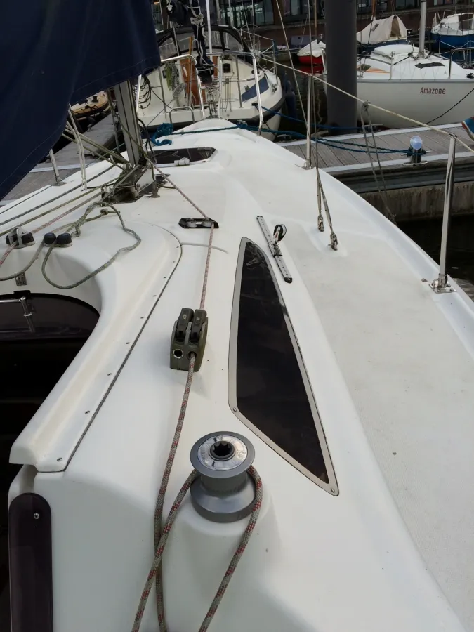 Polyester Sailboat Sportina 680