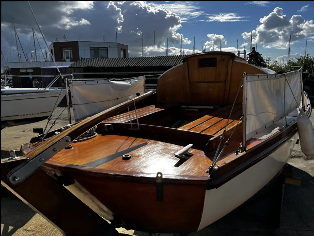 Wood Sailboat Van de Stadt Caravan