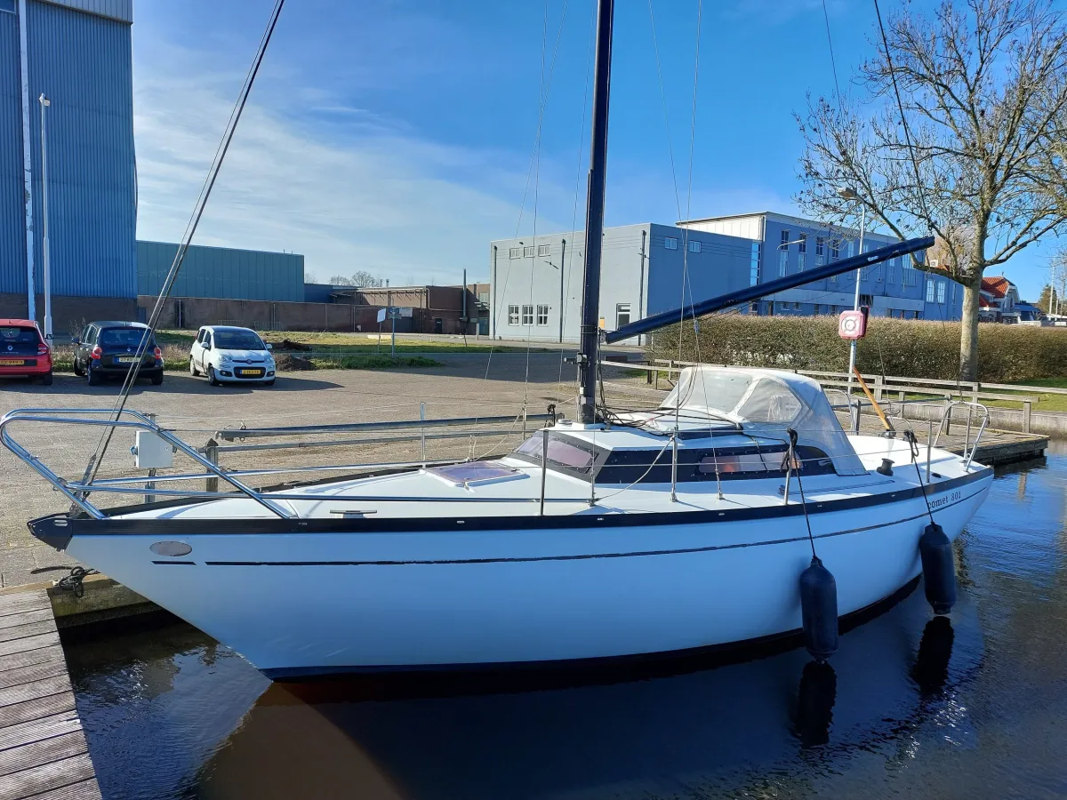 Polyester Sailboat Comet 801