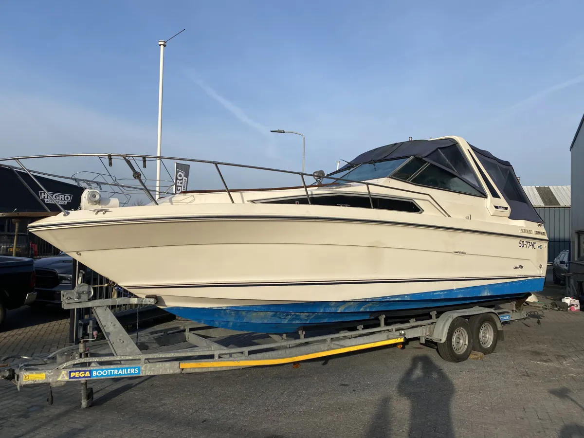 Polyester Motorboat Sea Ray Sundancer 268