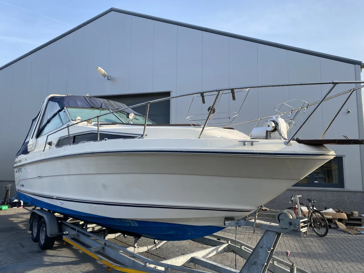 Polyester Motorboat Sea Ray Sundancer 268