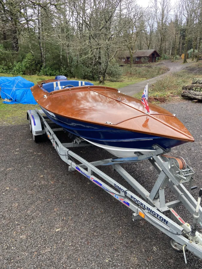 Wood Speedboat Tremlett Sportsman 21