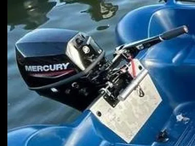 Steel outboard motor Mercury 8 Pk Photo 2