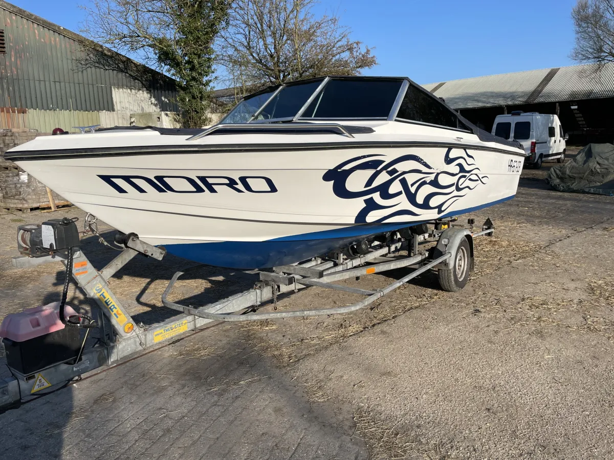 Polyester Speedboat Cobia Bowrider