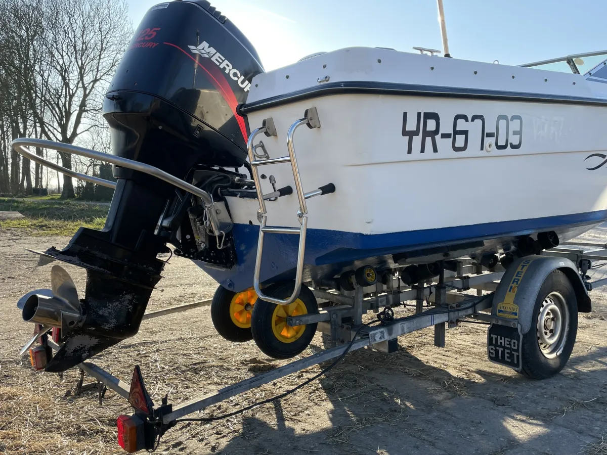 Polyester Speedboat Cobia Bowrider