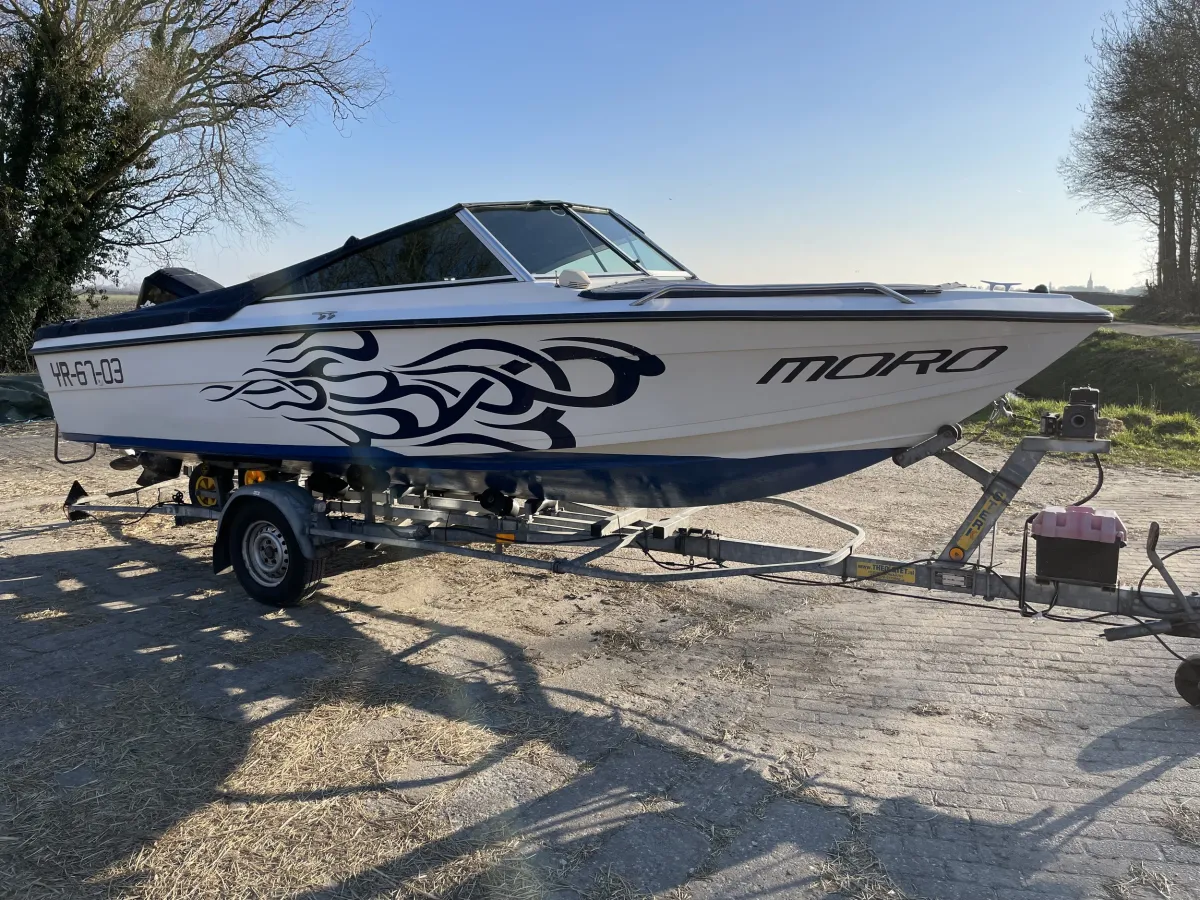 Polyester Speedboat Cobia Bowrider