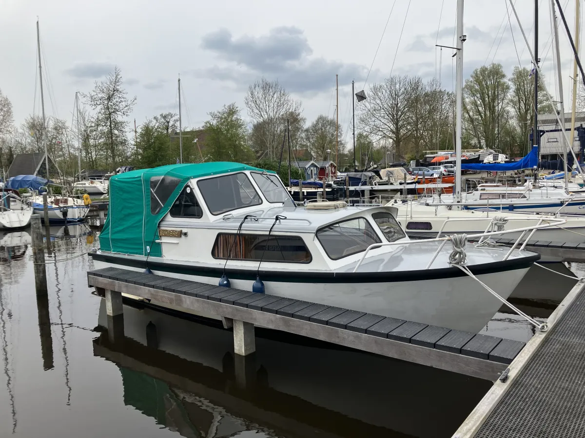 Steel Motorboat Aquanaut 750