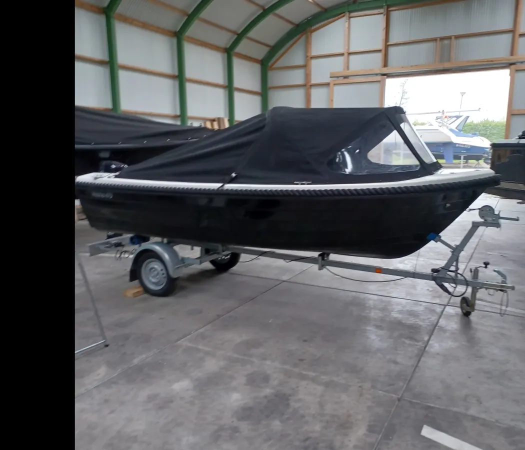 Polyester Sloop Naute 475