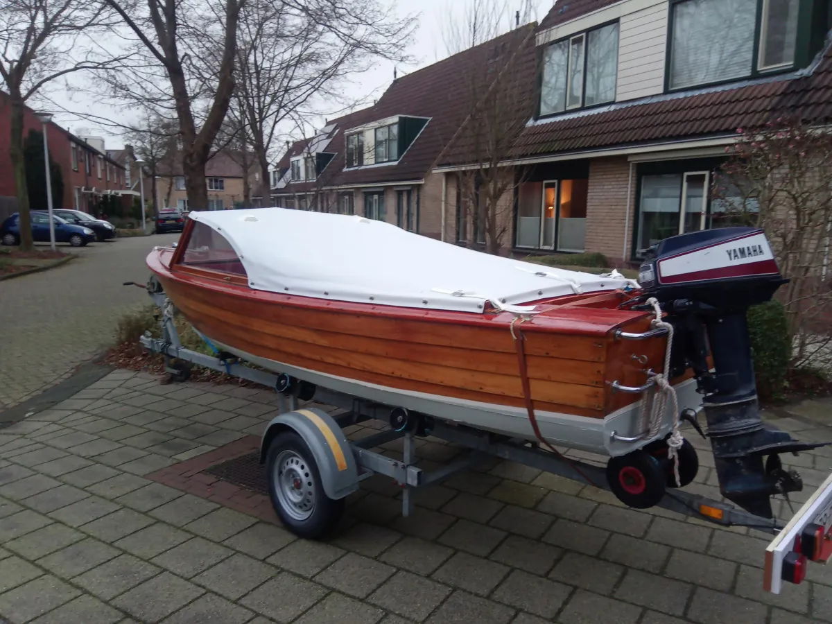 Wood Sloop Electrolux Campingbät