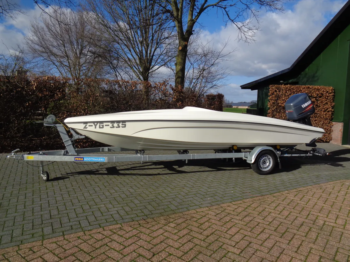 Polyester Speedboat Rebel 18ft