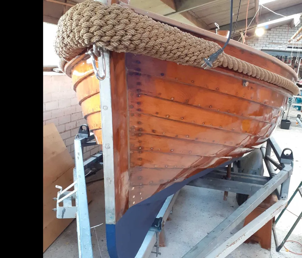 Wood Sloop Kerstholt Sloep