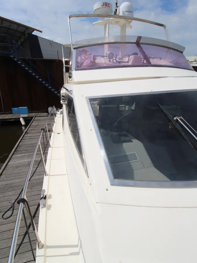 Polyester Motorboat Raffaelli Ouragan 52