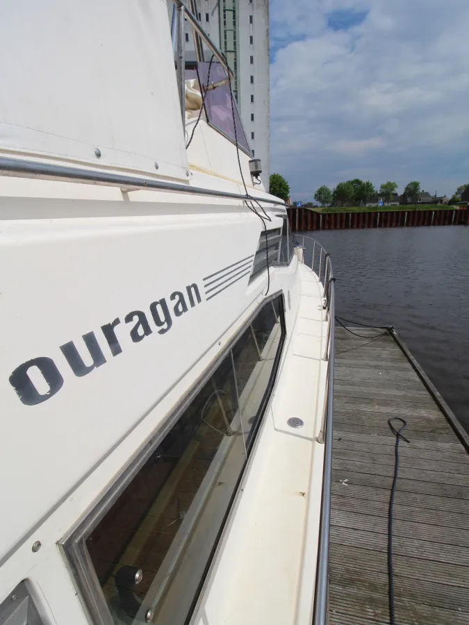 Polyester Motorboat Raffaelli Ouragan 52