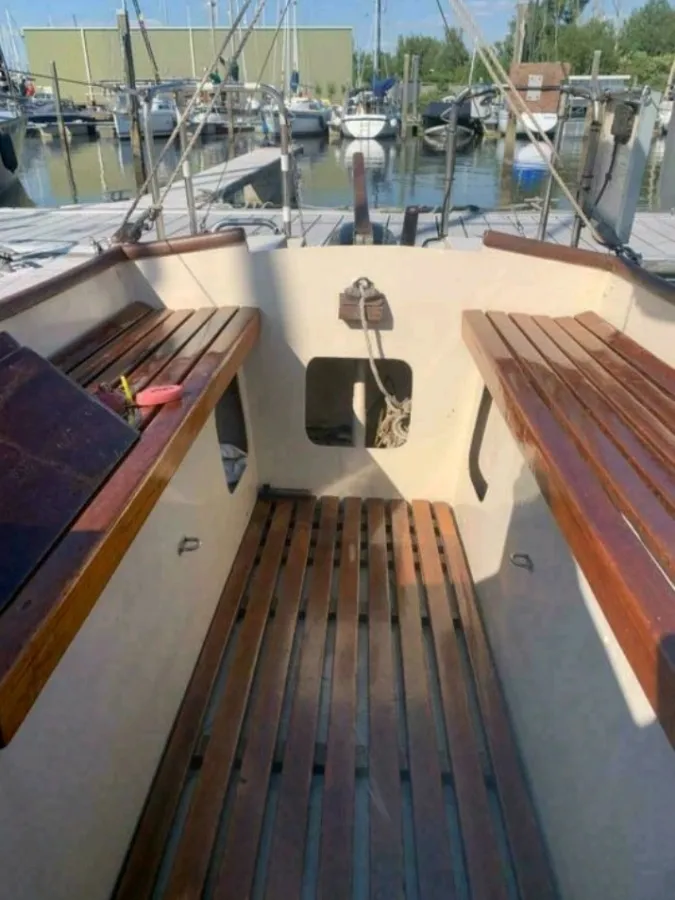 Polyester Sailboat Westerly 22