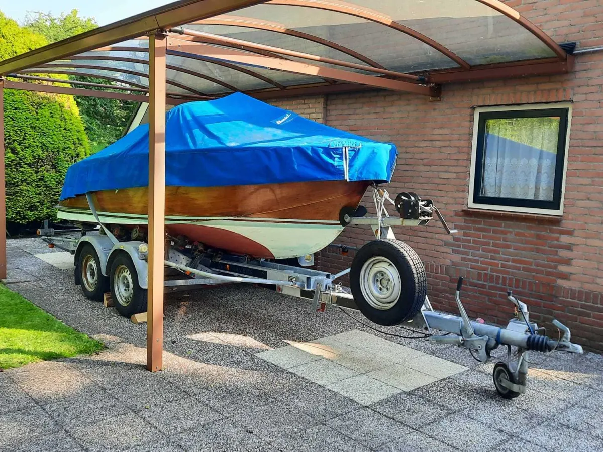 Wood Speedboat Boesch 510