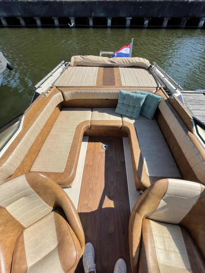 Polyester Speedboat Draco 1800 Suntop