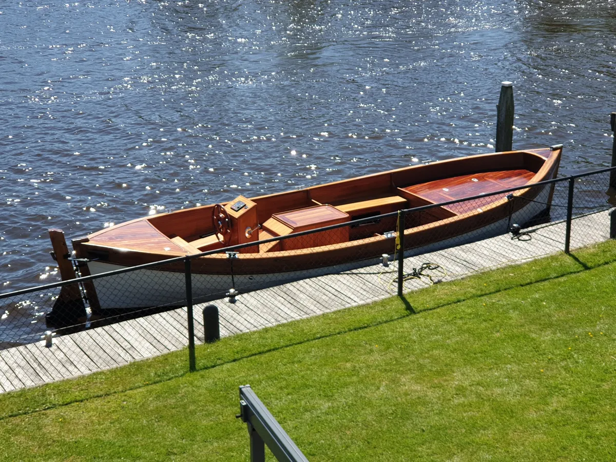 Wood Sloop Lifeboat 800