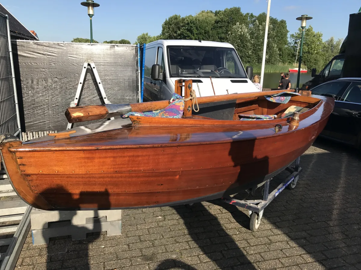 Wood Open zeilboot Jol Akkrumer