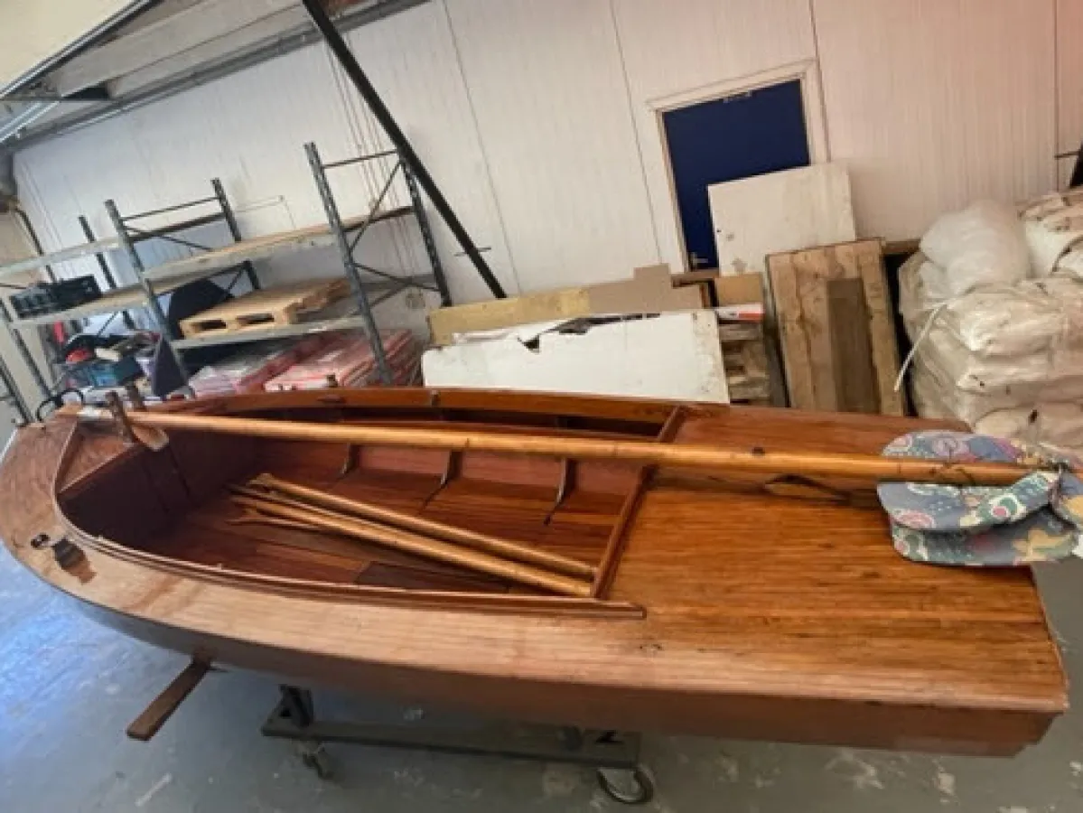 Wood Open zeilboot Jol Akkrumer