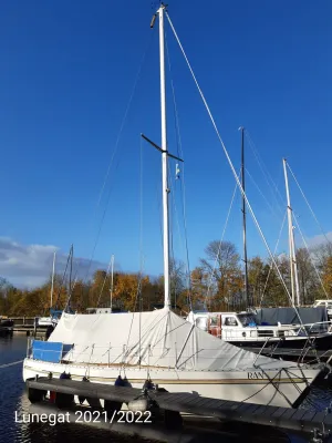 Polyester Sailboat Moody 31 Photo 2