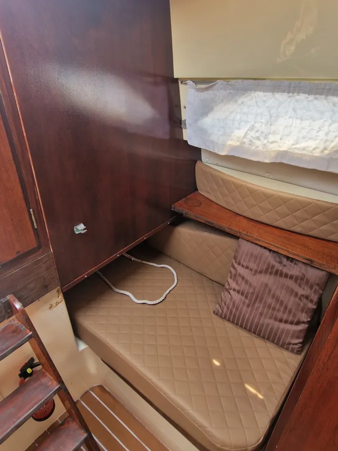 Polyester Motorboat Fairline 23 Holiday