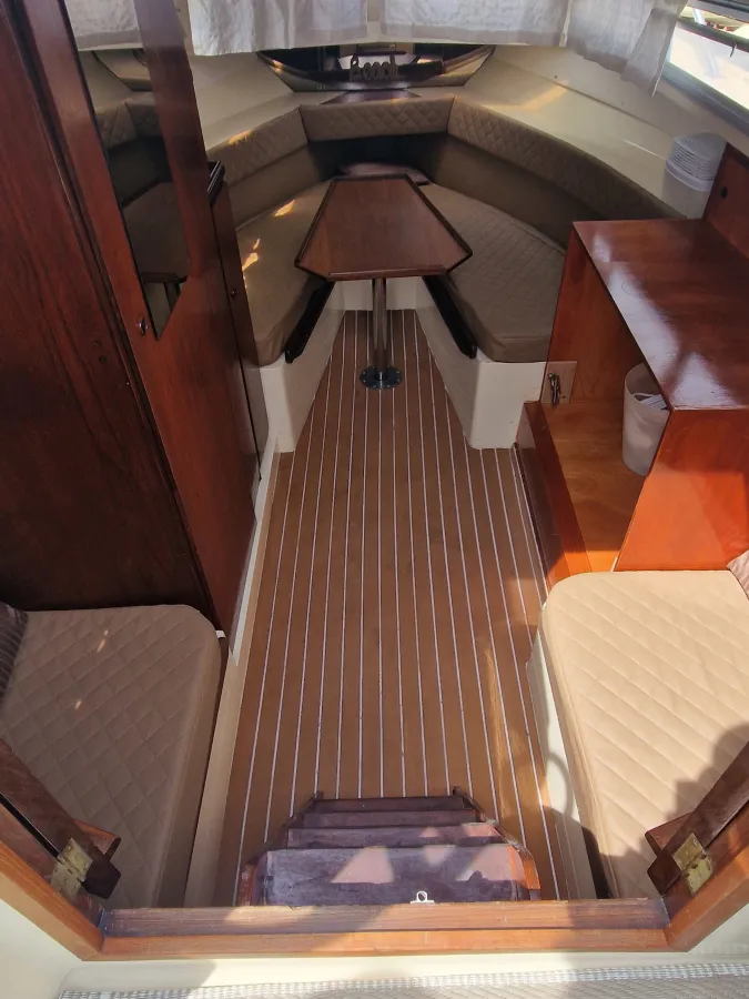 Polyester Motorboat Fairline 23 Holiday