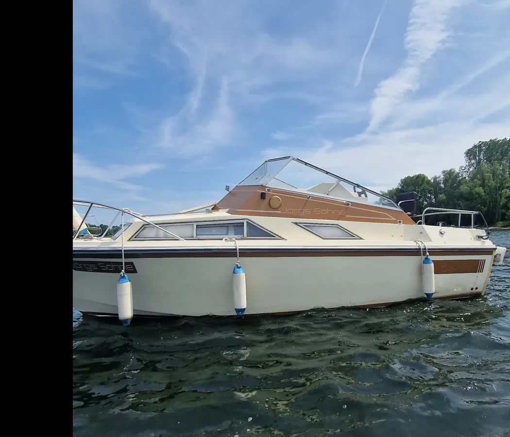 Polyester Motorboat Fairline 23 Holiday