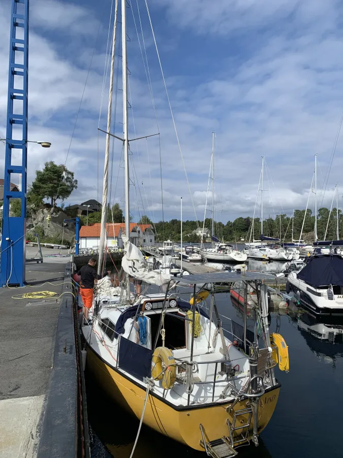 Polyester Sailboat Marieholm 32