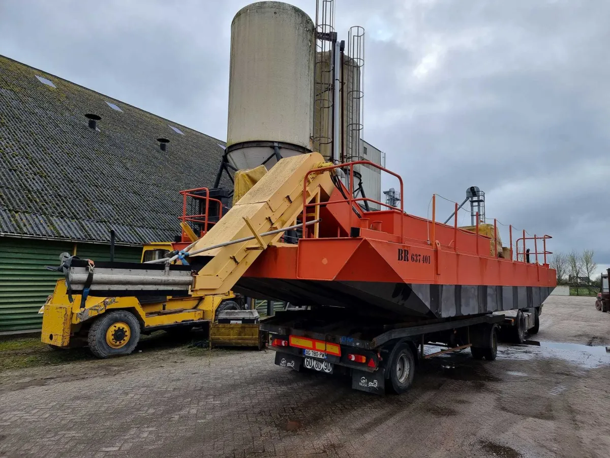 Steel Workboat Drijfvuil boat 1000