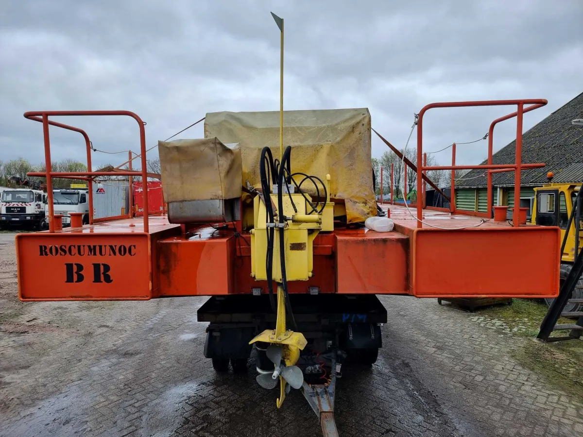 Steel Workboat Drijfvuil boat 1000