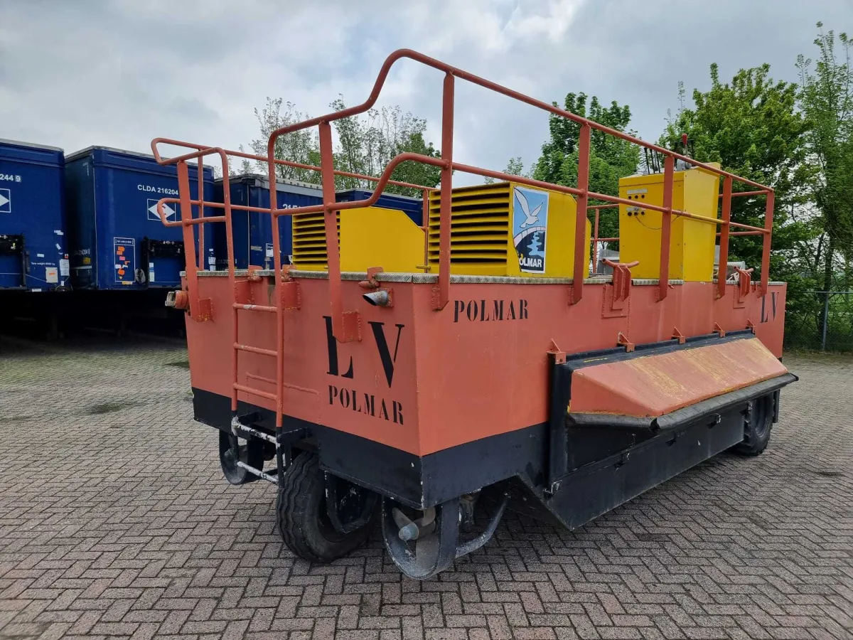 Steel Workboat Amphibious vehicle Poll Afir 3000