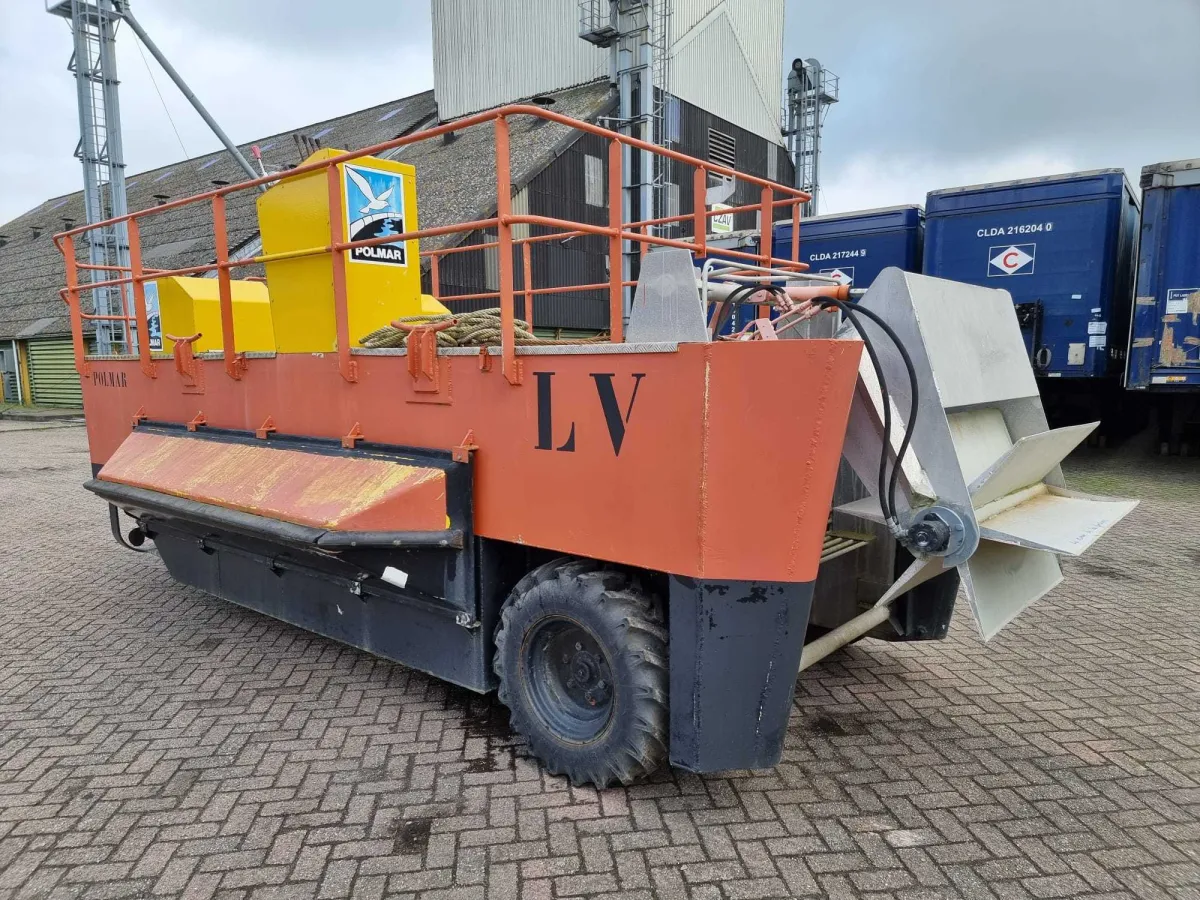 Steel Workboat Amphibious vehicle Poll Afir 3000