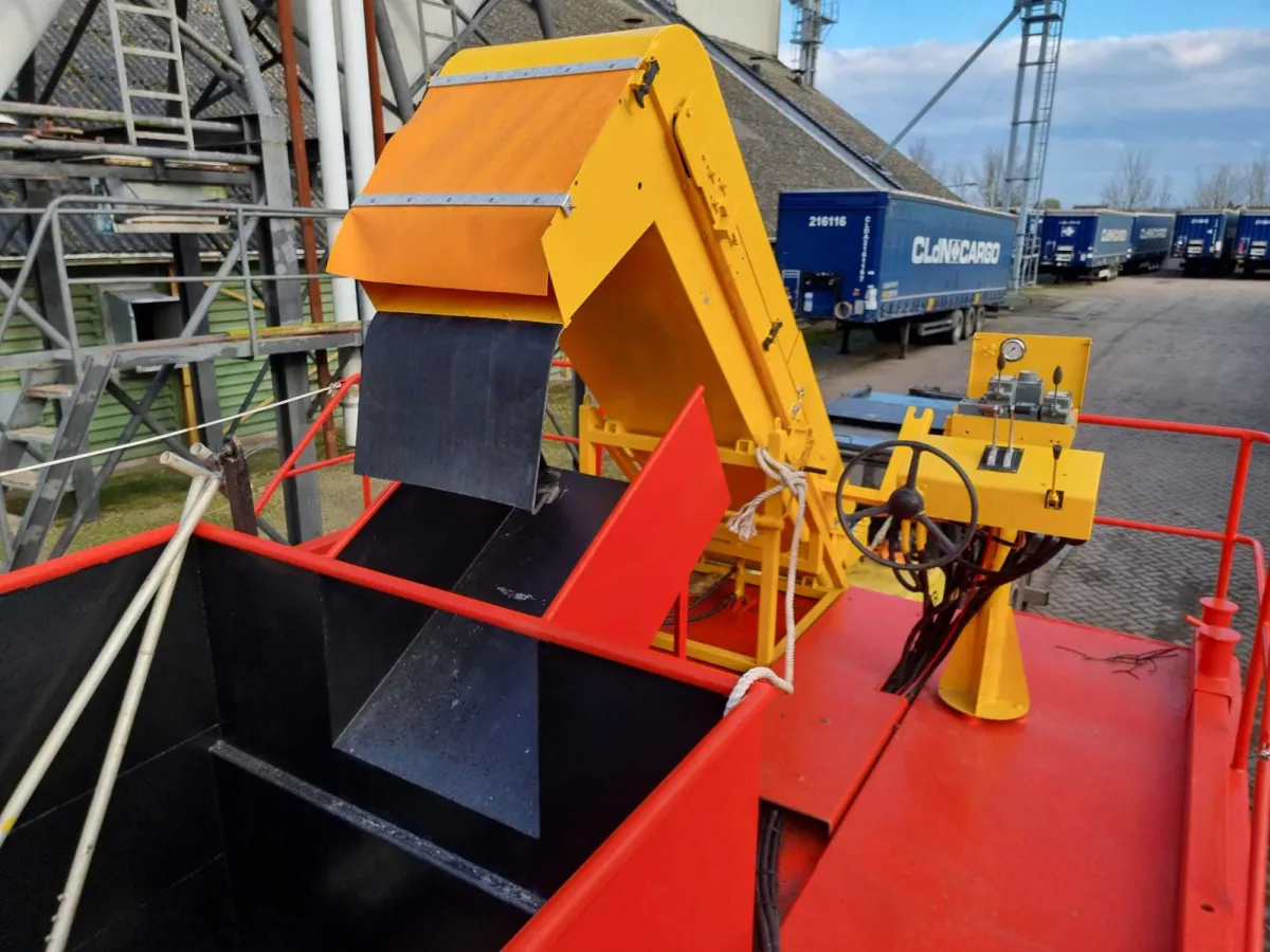 Steel Workboat Drijfvuil boat Water Cleaning