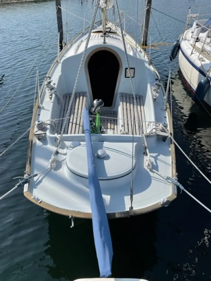 Polyester Sailboat Van de Stadt Invicta