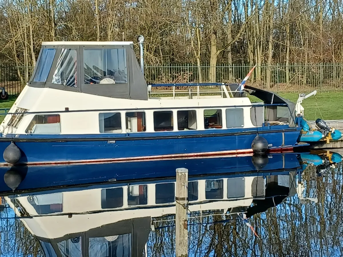 Steel Workboat Parlevinker Varend Woonschip