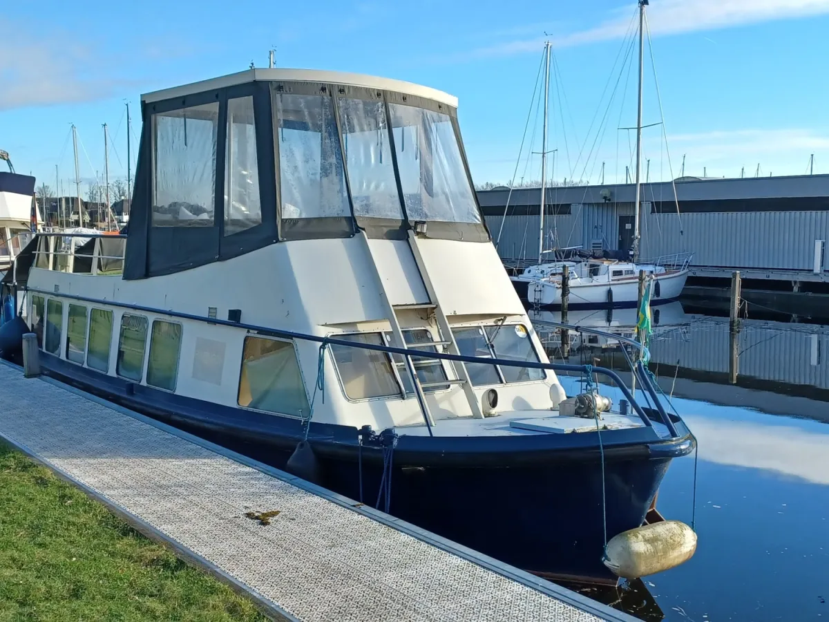 Steel Workboat Parlevinker Varend Woonschip