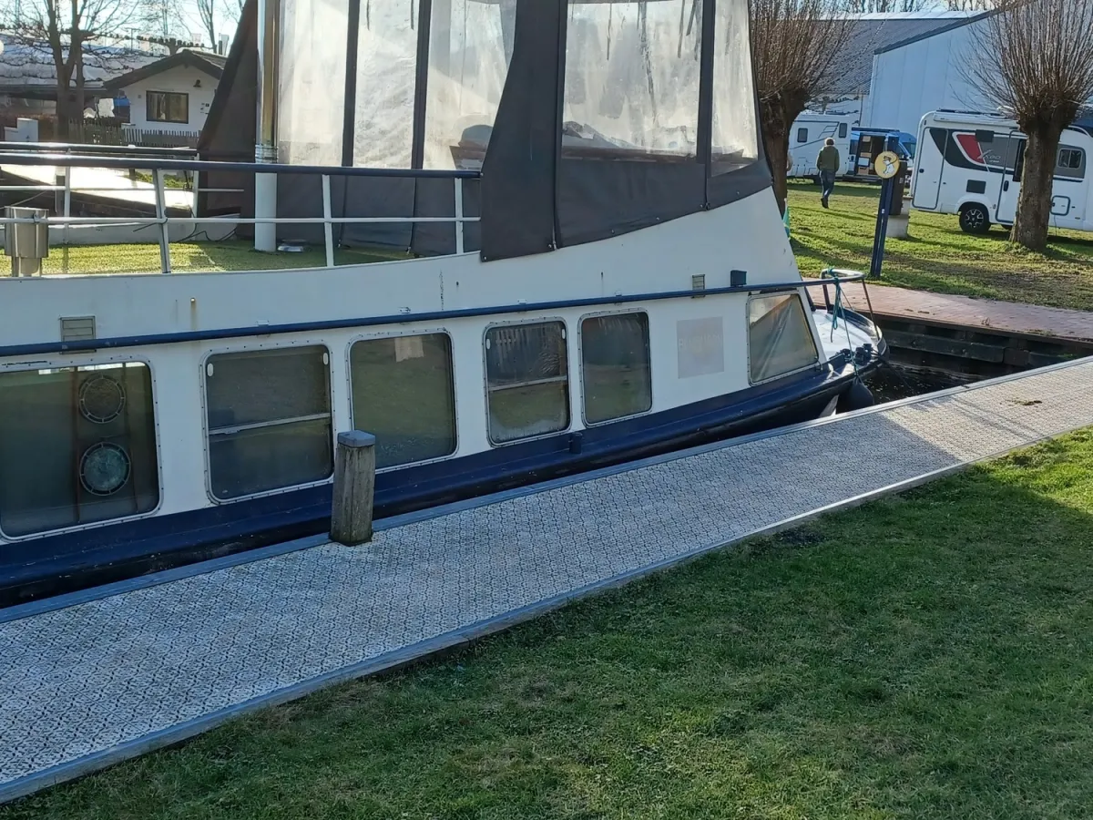 Steel Workboat Parlevinker Varend Woonschip