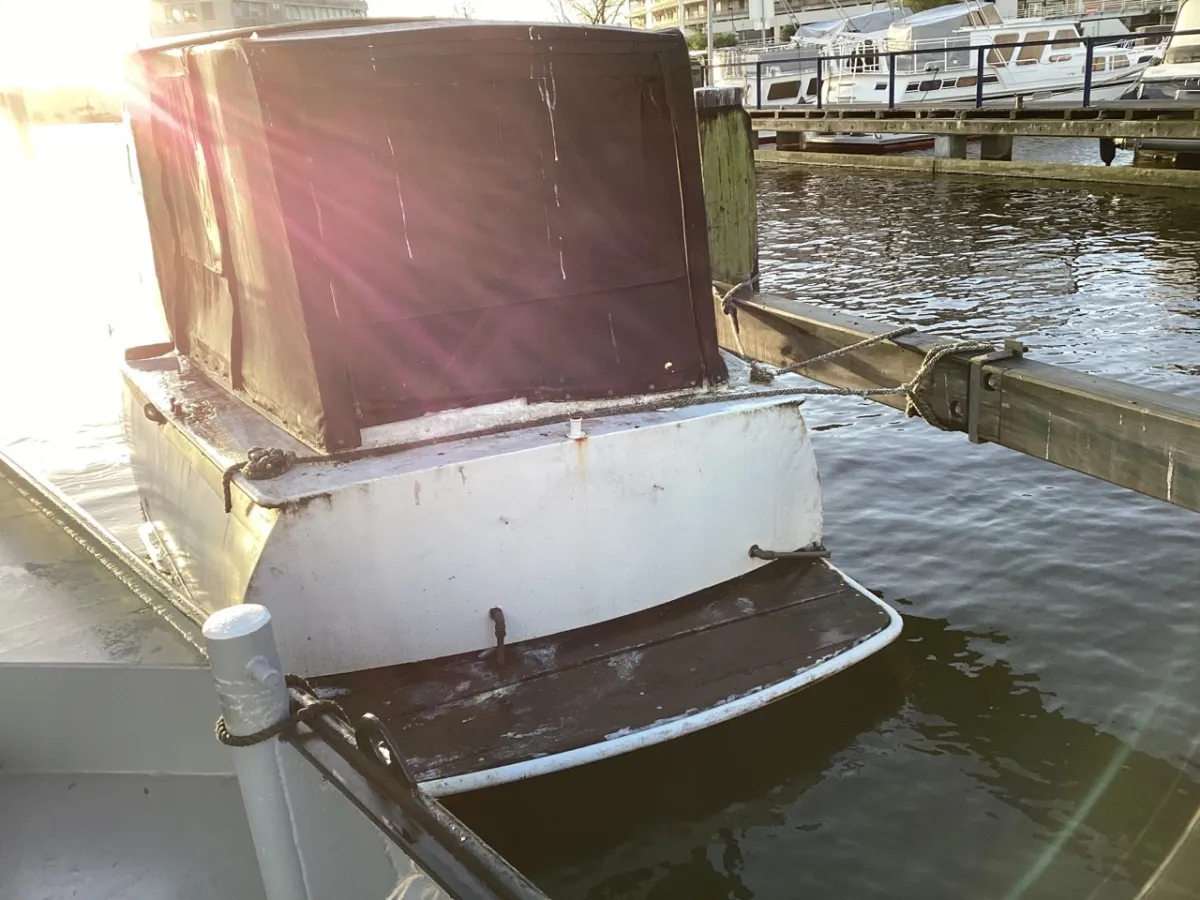 Steel Budgetboat Motor cruiser 800