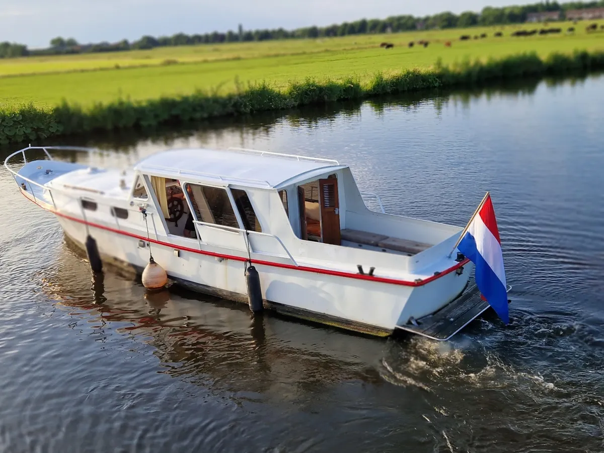 Steel Motorboat Bestevaer 1180