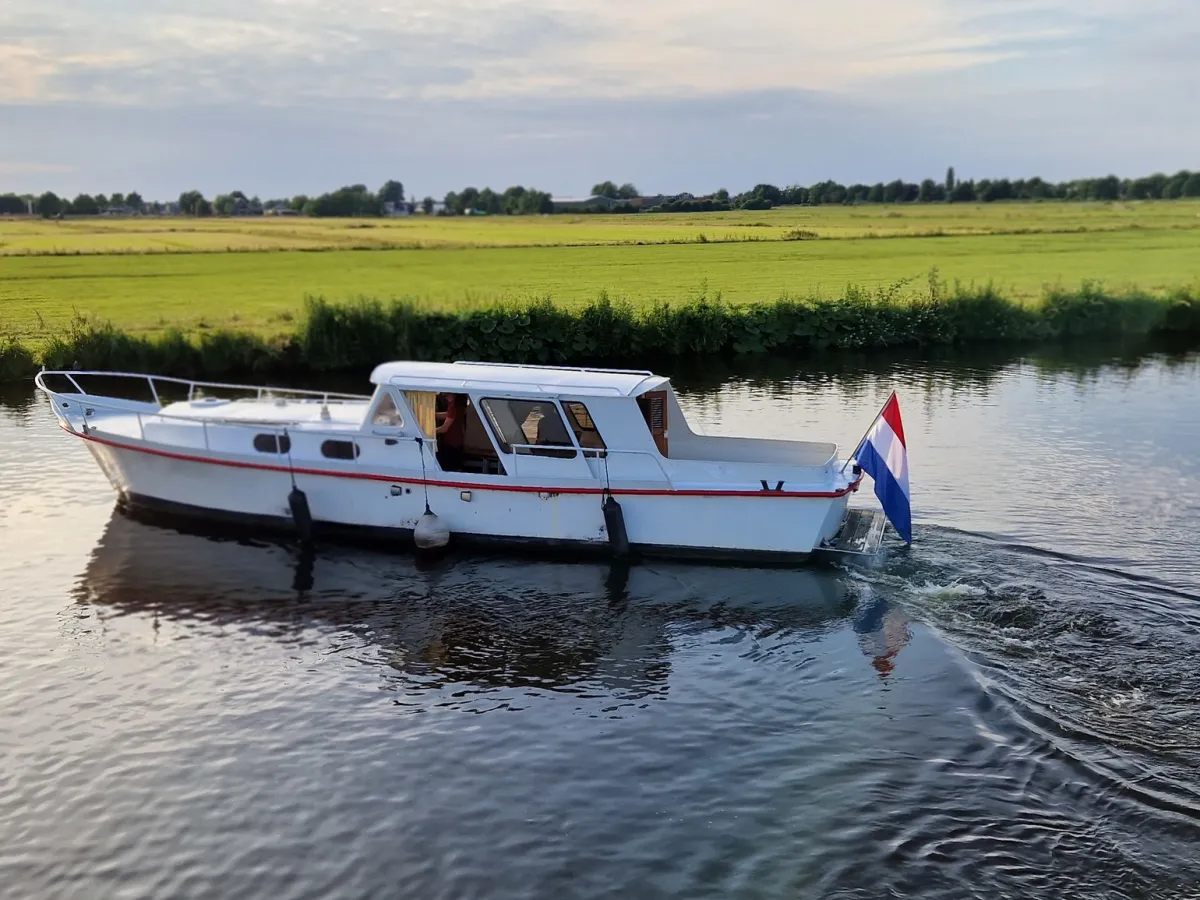 Steel Motorboat Bestevaer 1180