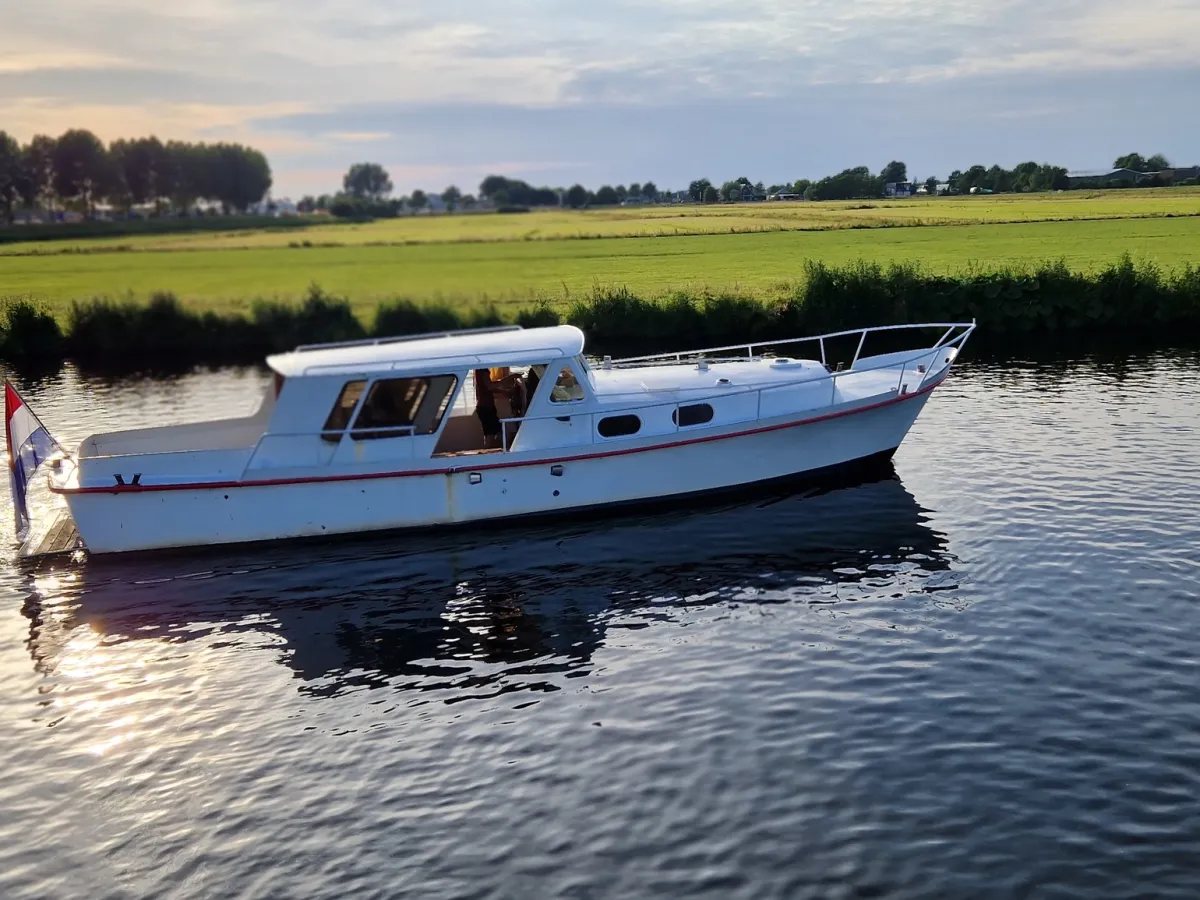 Steel Motorboat Bestevaer 1180