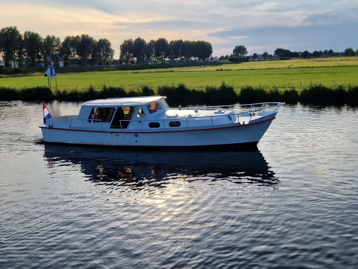 Steel Motorboat Bestevaer 1180