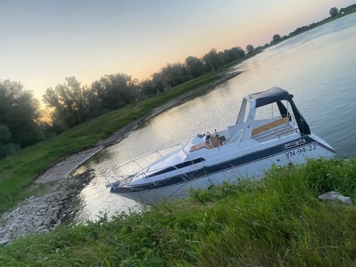 Polyester Motorboat Sabo 23