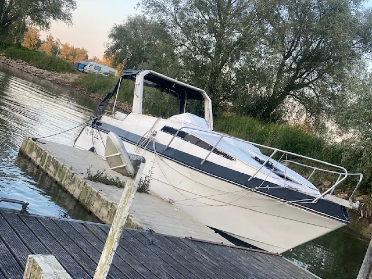 Polyester Motorboat Sabo 23