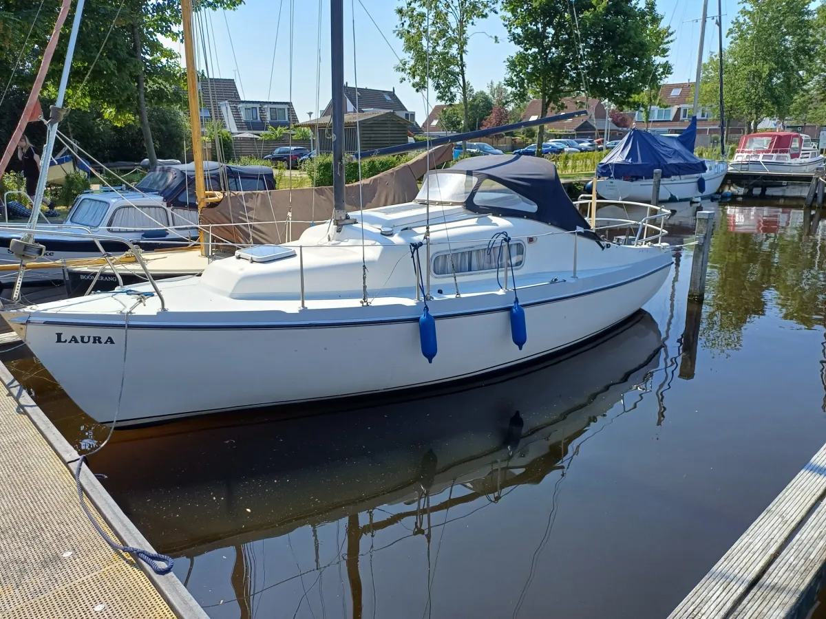 Polyester Sailboat Compromis 720