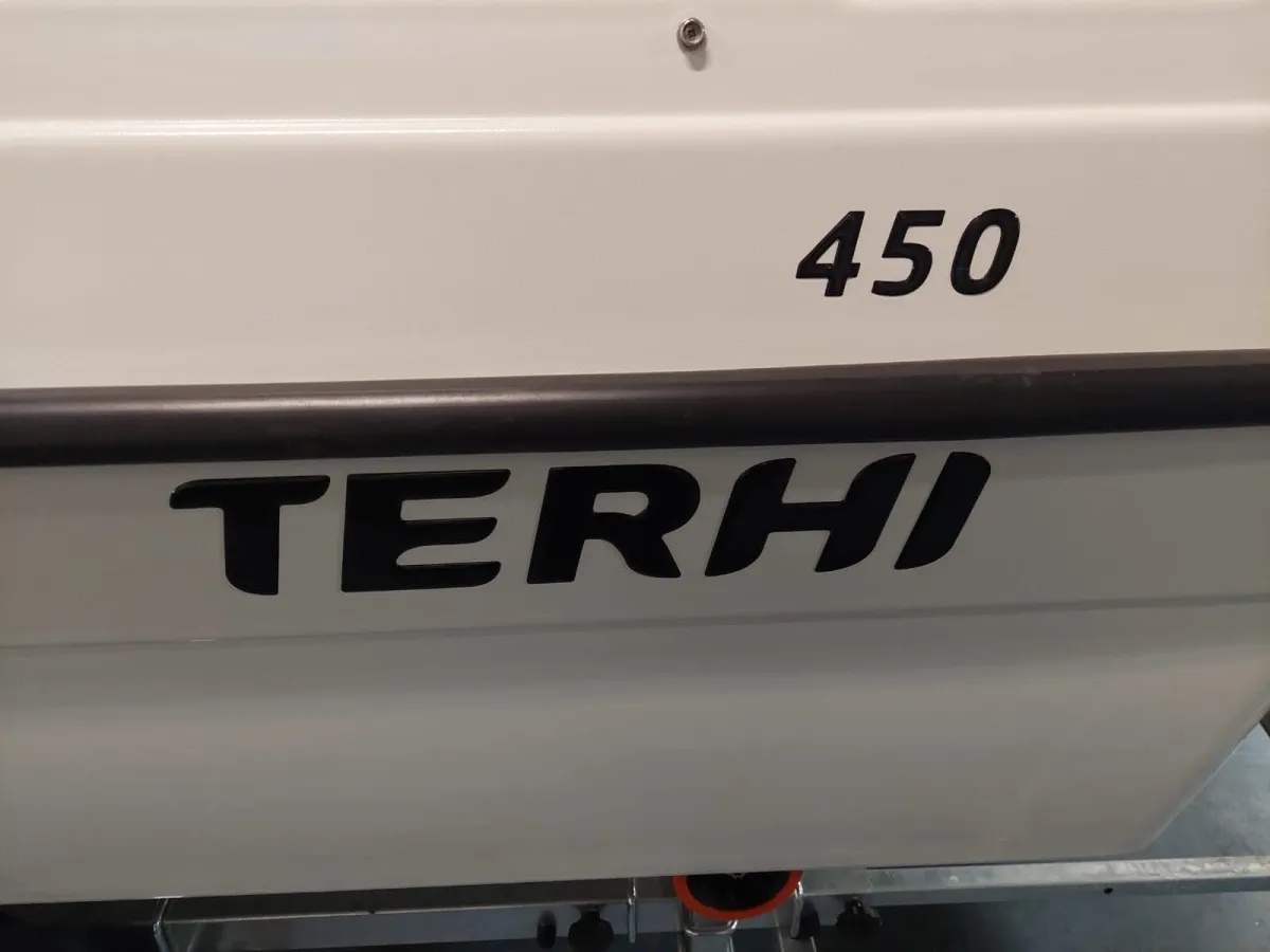 Composite Console boat Terhi 450 Tender