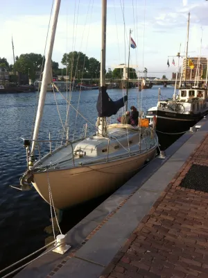 Polyester Sailboat Rival 32 Photo 1