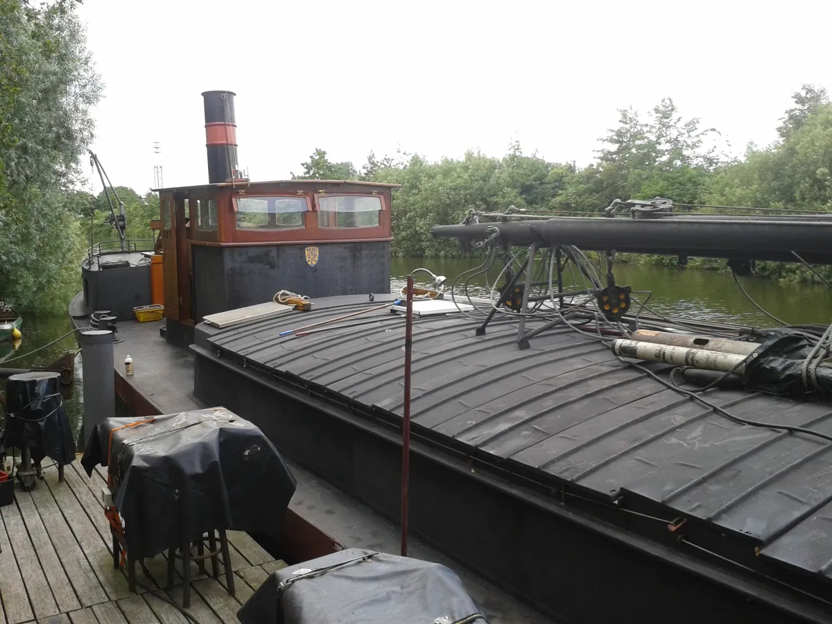 Steel Houseboat Stoombeurtschip 3618