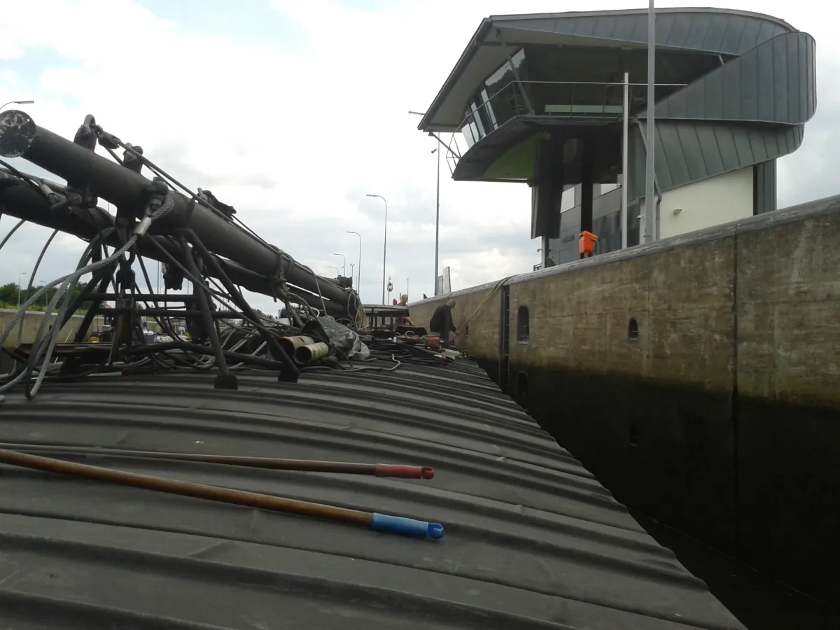 Steel Houseboat Stoombeurtschip 3618