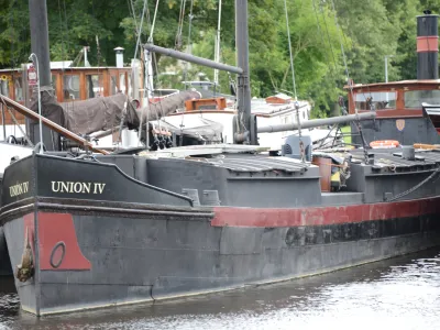 Steel Houseboat Stoombeurtschip 3618 Photo 32